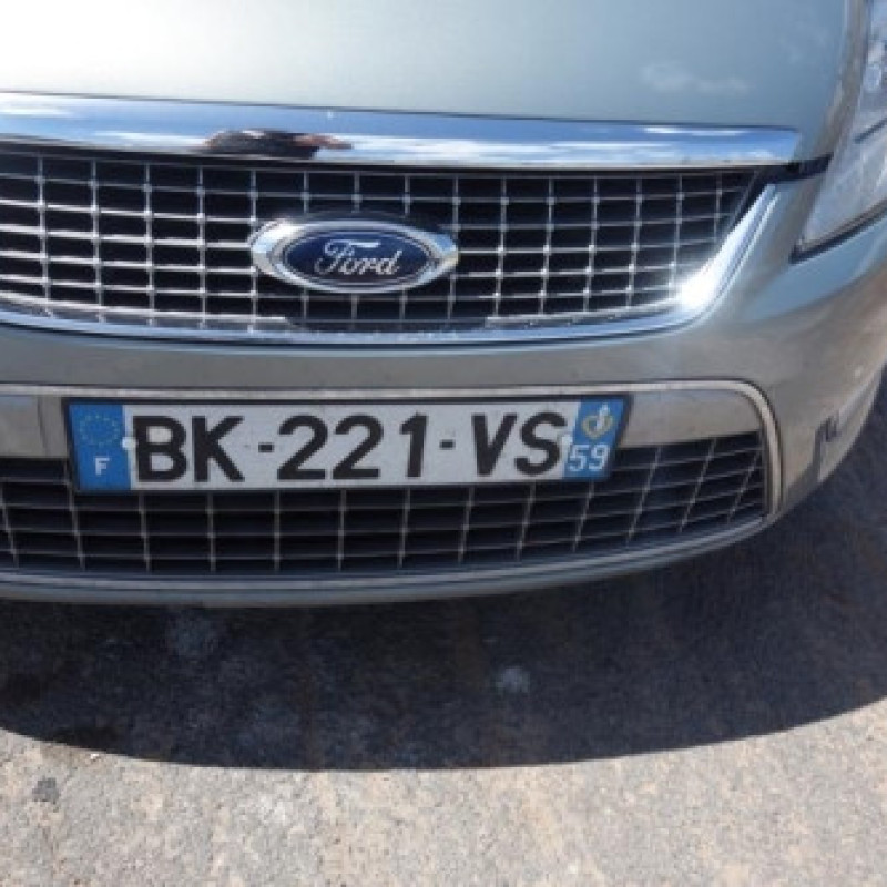 Ceinture arriere gauche FORD MONDEO 3 Photo n°4