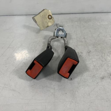 Attache ceinture arriere gauche SKODA FABIA 1 Photo n°1