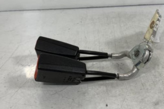 Attache ceinture arriere gauche SKODA FABIA 1