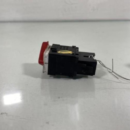 Bouton de warning SKODA FABIA 1