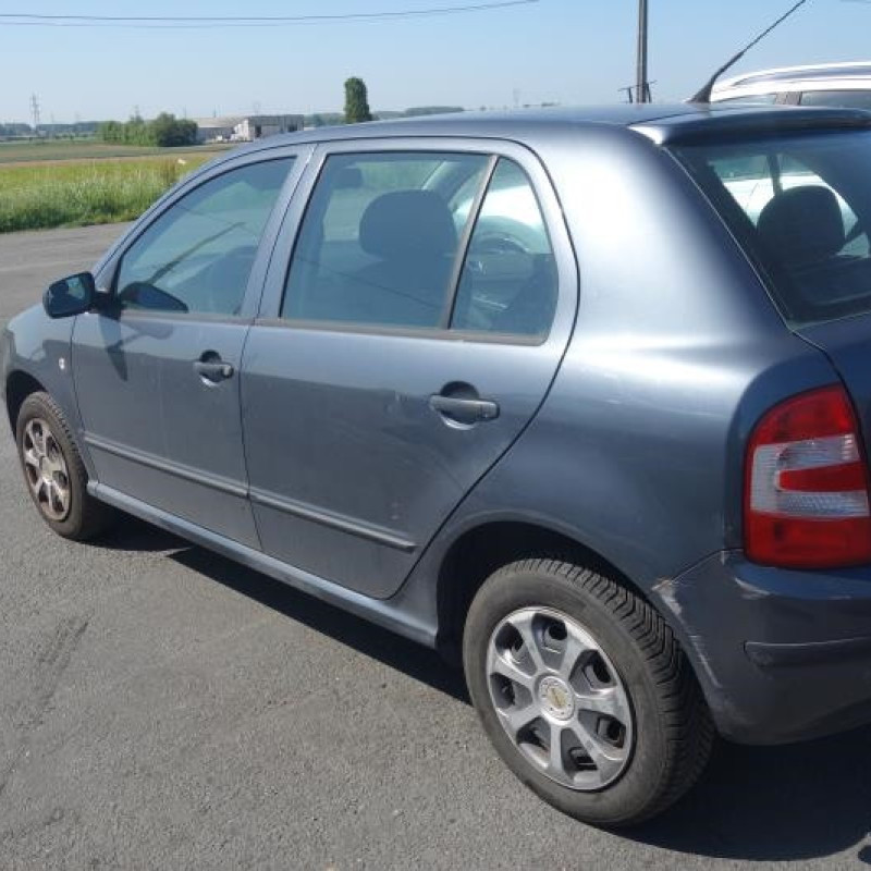 Ceinture arriere gauche SKODA FABIA 1 Photo n°4