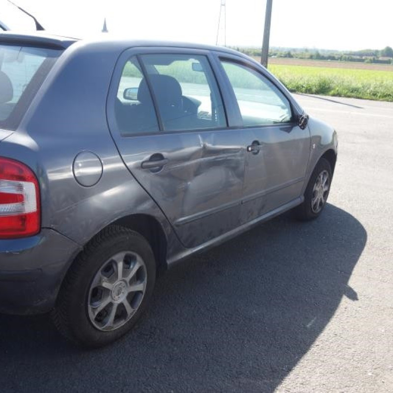Ceinture arriere gauche SKODA FABIA 1 Photo n°7