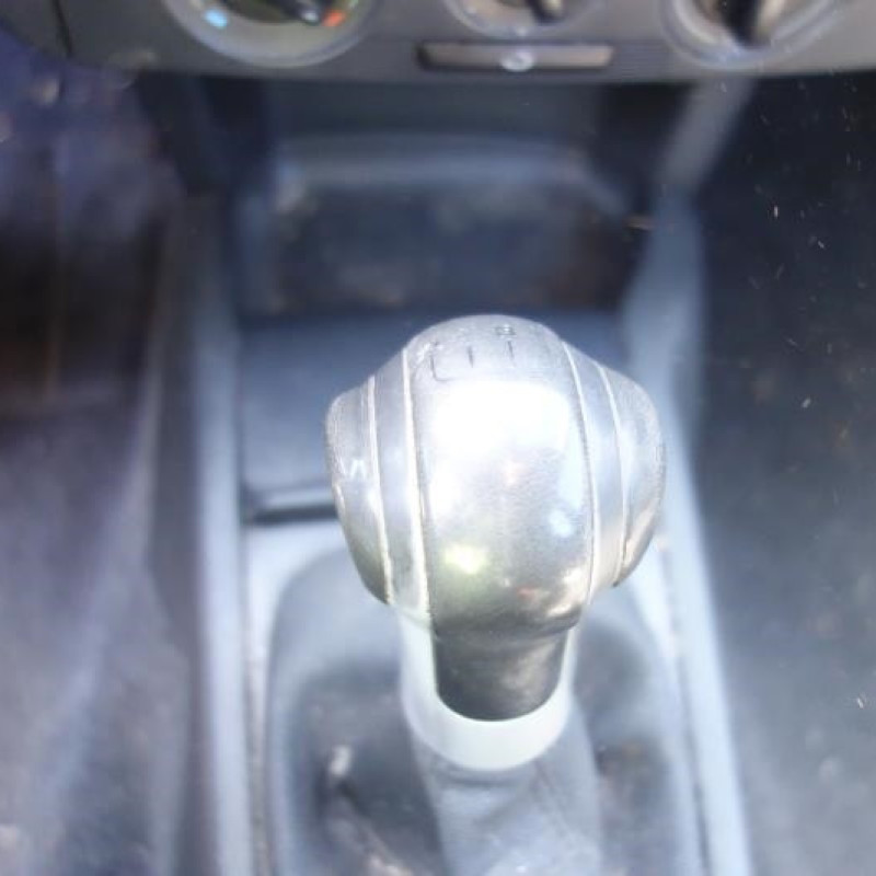 Ceinture arriere gauche SKODA FABIA 1 Photo n°10