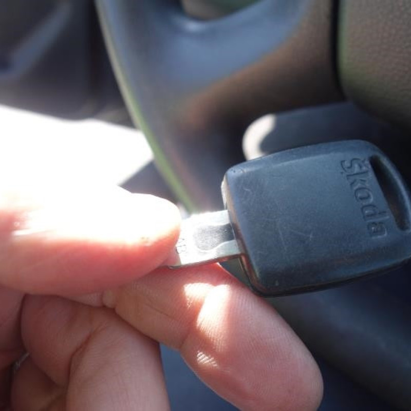Ceinture arriere gauche SKODA FABIA 1 Photo n°13