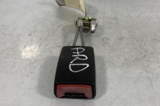 Attache ceinture arriere droit AUDI A4 2 Photo n°1