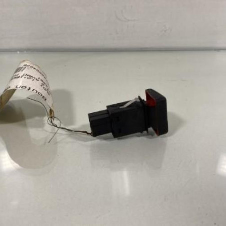 Bouton de warning AUDI A4 2
