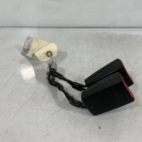 Attache ceinture arriere gauche VOLKSWAGEN POLO 5