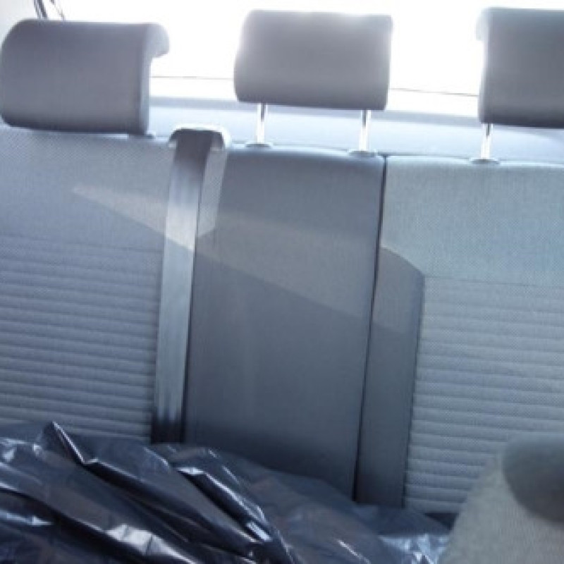 Attache ceinture arriere gauche VOLKSWAGEN POLO 5 Photo n°13