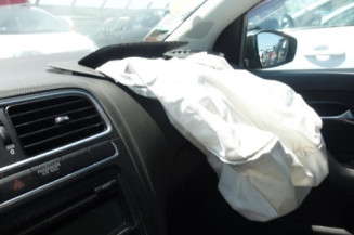 Ceinture arriere gauche VOLKSWAGEN POLO 5