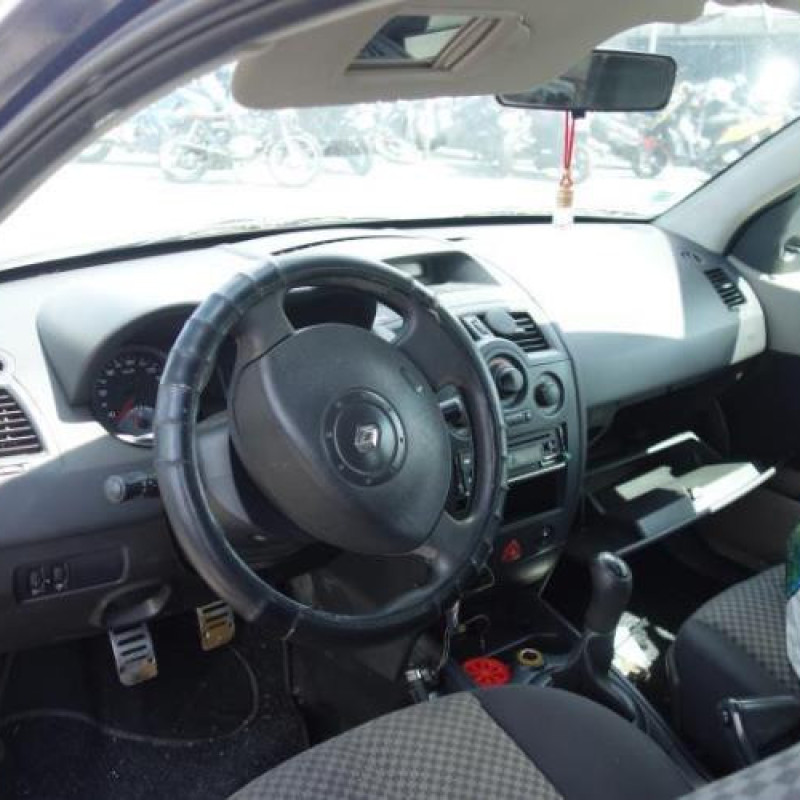 Porte avant droit RENAULT MEGANE 2 Photo n°7