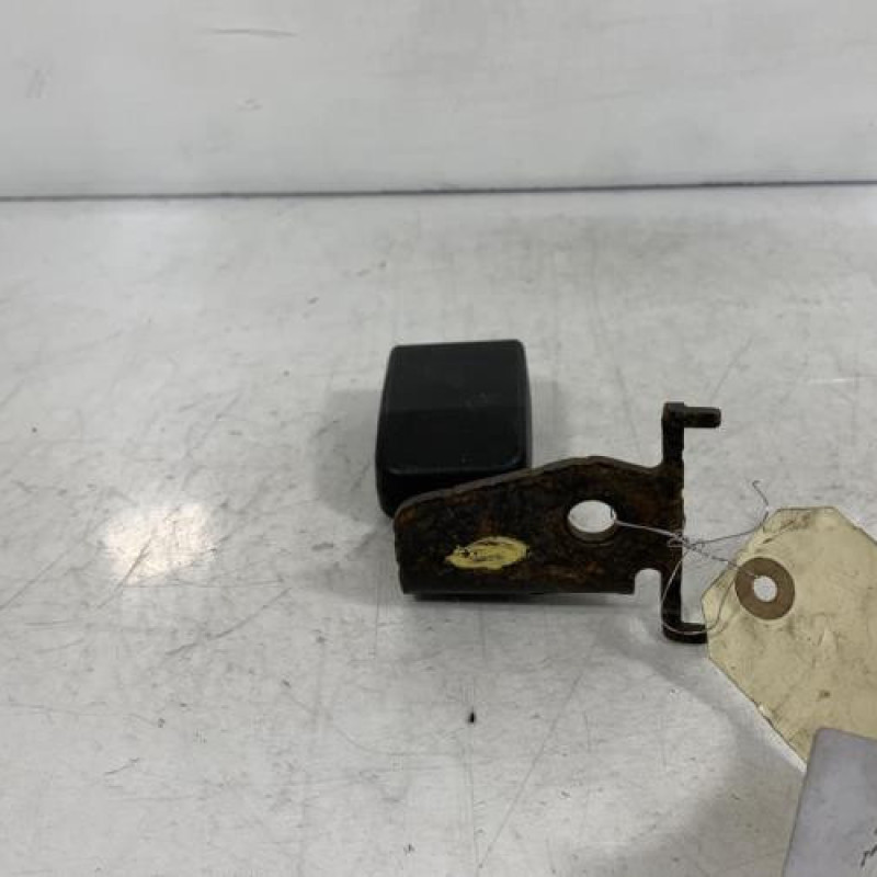 Attache ceinture arriere droit RENAULT MEGANE 2 Photo n°3