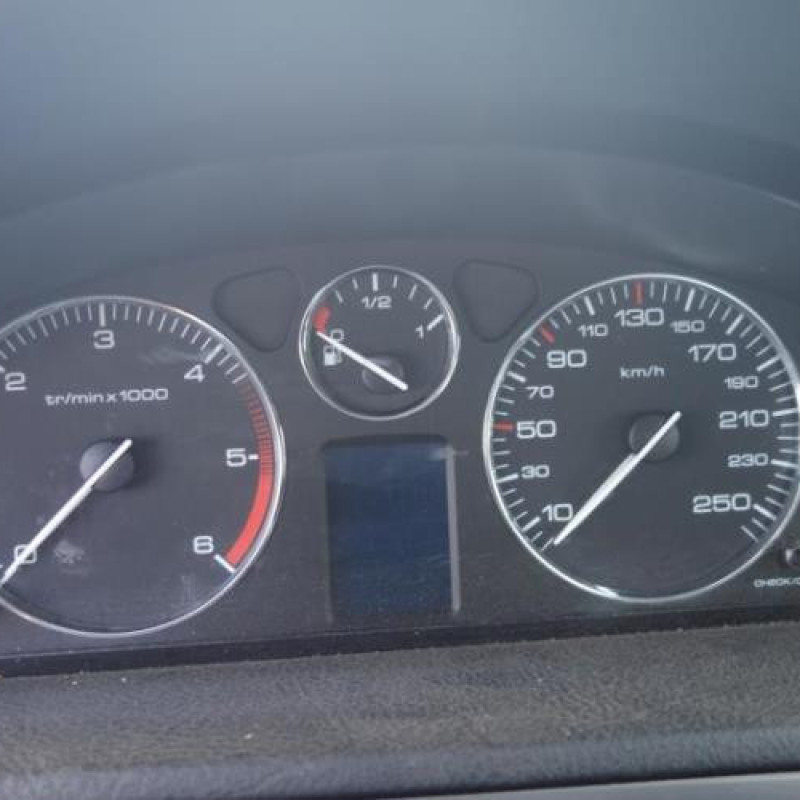 Malle/Hayon arriere PEUGEOT 407 Photo n°14