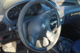 Ceinture arriere droit PEUGEOT 206