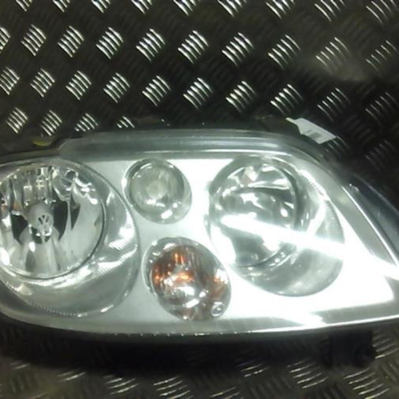 Optique avant principal droit (feux)(phare) VOLKSWAGEN TOURAN 1 Photo n°1