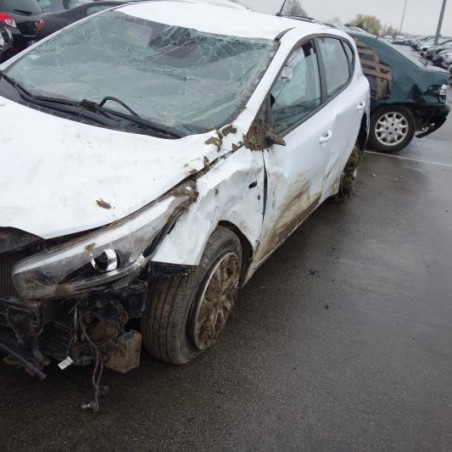 Vitre avant gauche KIA CEE-D 2
