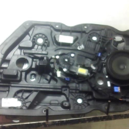 Leve vitre electrique avant droit KIA CEE-D 2 Photo n°1