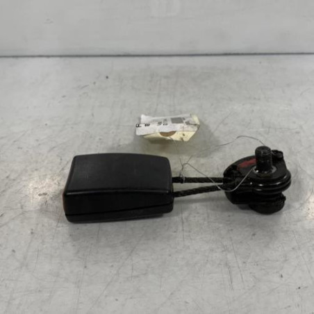 Attache ceinture arriere droit VOLKSWAGEN GOLF PLUS