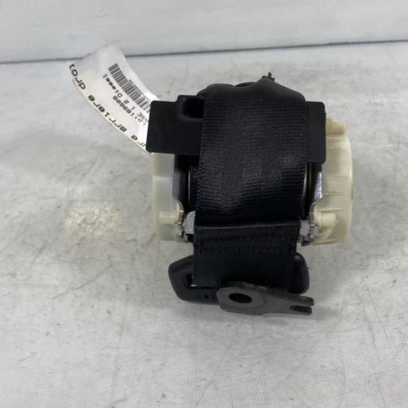 Ceinture arriere droit VOLKSWAGEN GOLF PLUS Photo n°2