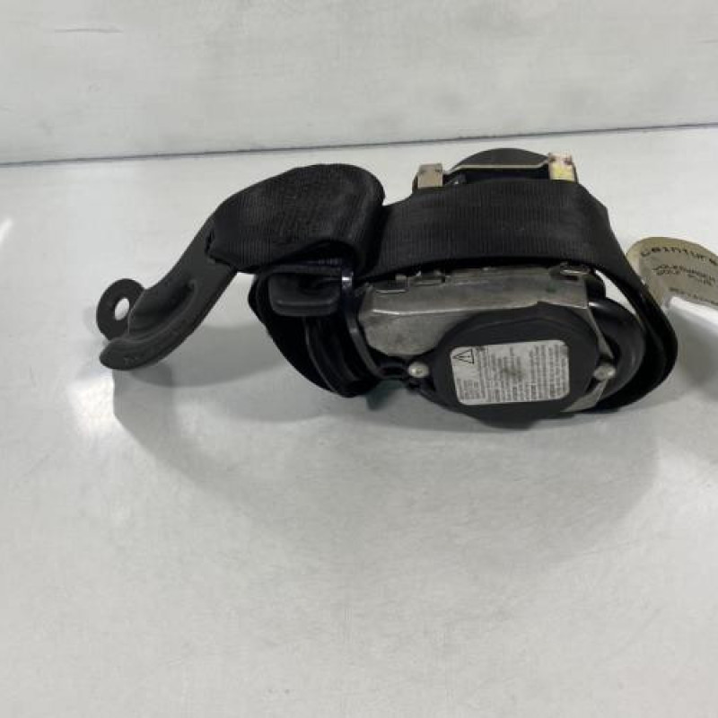 Pretensionneur de ceinture avant droit VOLKSWAGEN GOLF PLUS Photo n°3