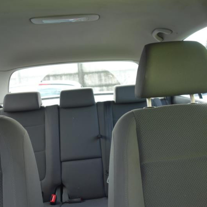 Pretensionneur de ceinture avant droit VOLKSWAGEN GOLF PLUS Photo n°9