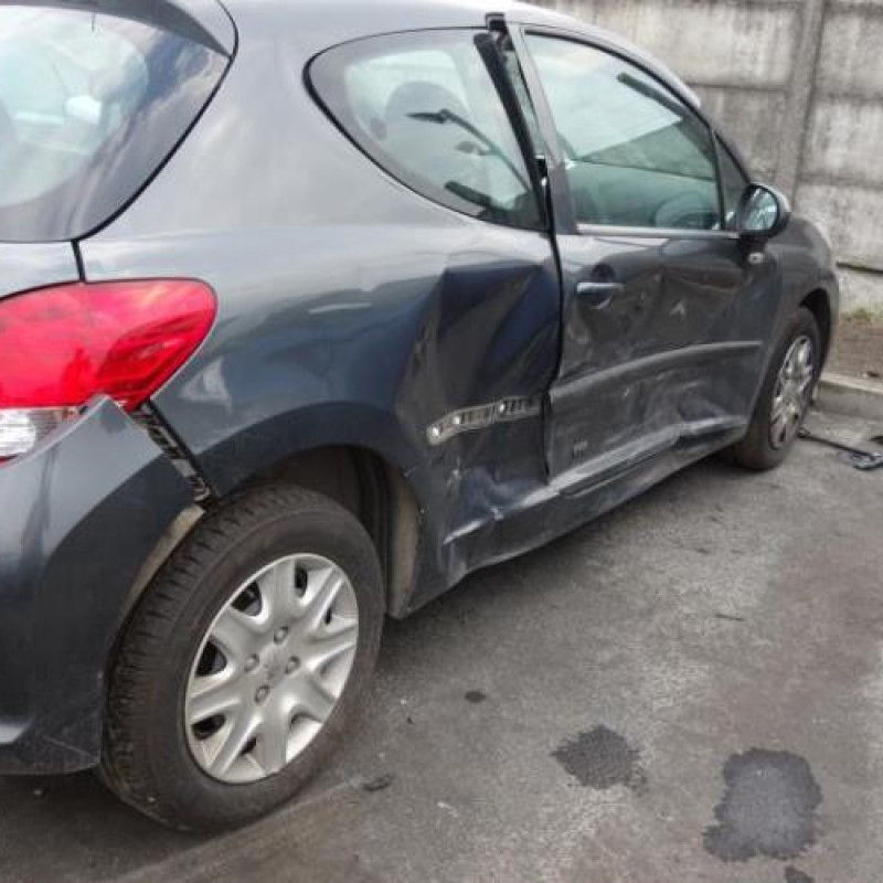Pretensionneur de ceinture avant droit PEUGEOT 207 Photo n°6