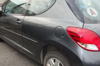 Pretensionneur de ceinture avant droit PEUGEOT 207