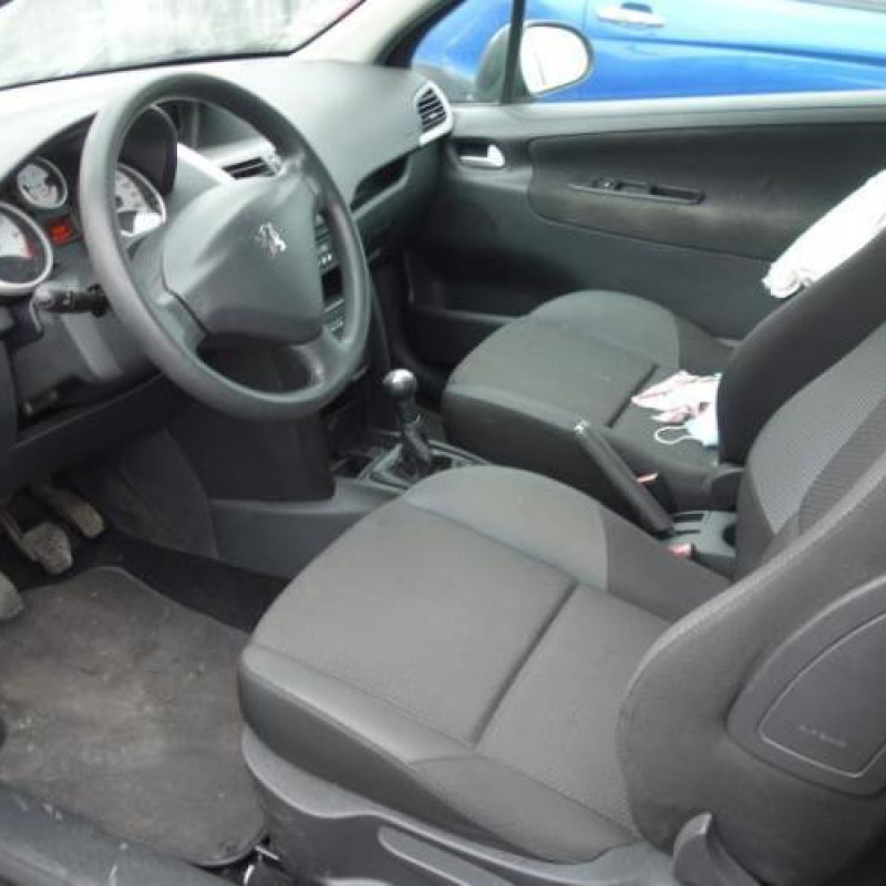 Pretensionneur de ceinture avant droit PEUGEOT 207 Photo n°8