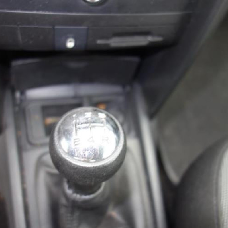 Pretensionneur de ceinture avant droit PEUGEOT 207 Photo n°11