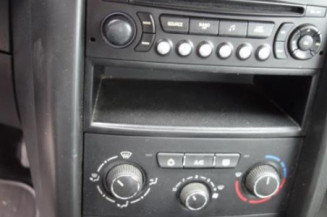 Pretensionneur de ceinture avant droit PEUGEOT 207