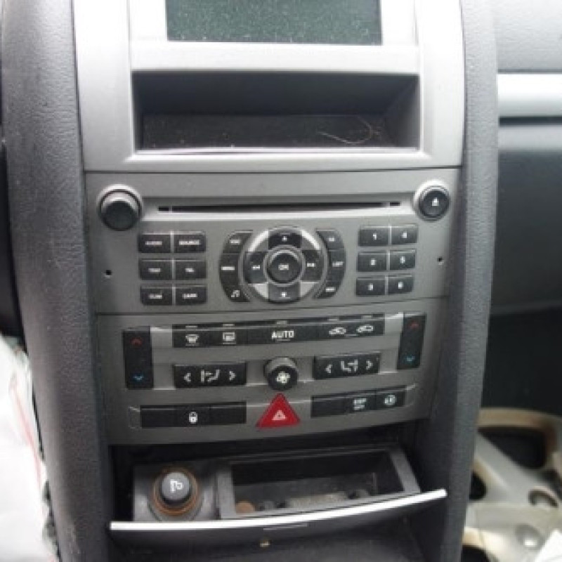 Moteur essuie glace avant droit PEUGEOT 407 Photo n°12