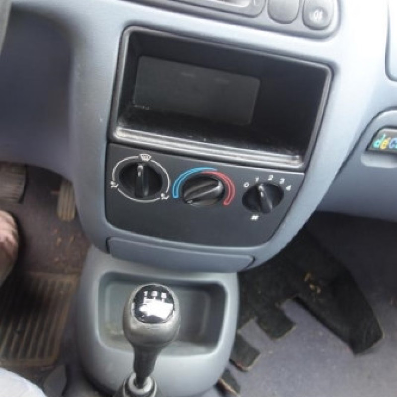 Pretensionneur de ceinture avant droit FORD FIESTA 4 Photo n°11