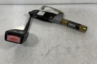 Pretensionneur de ceinture avant gauche FORD FIESTA 4