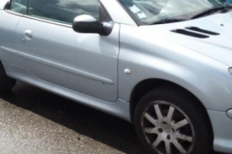 Attache ceinture arriere droit PEUGEOT 206