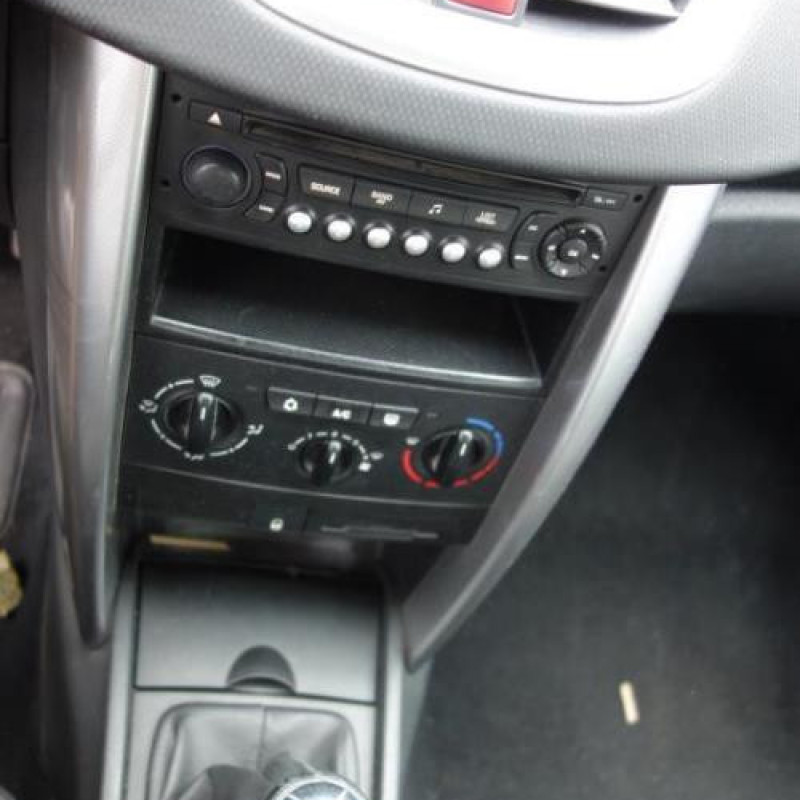 Leve vitre electrique avant droit PEUGEOT 207 Photo n°14
