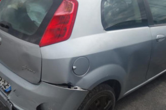 Pretensionneur de ceinture avant droit FIAT GRANDE PUNTO