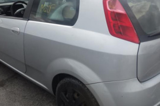 Pretensionneur de ceinture avant droit FIAT GRANDE PUNTO