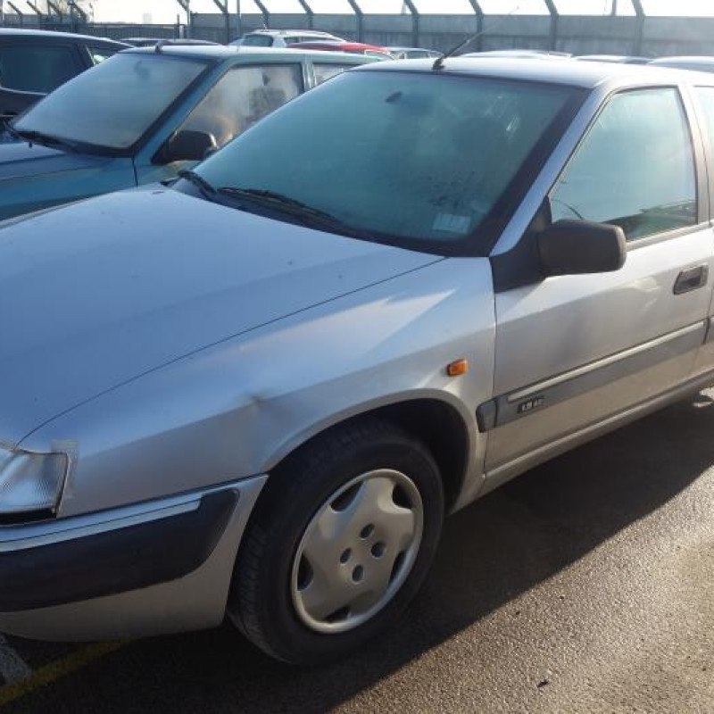 Ceinture arriere droit CITROEN XANTIA Photo n°4
