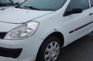 Leve vitre electrique avant gauche RENAULT CLIO 3