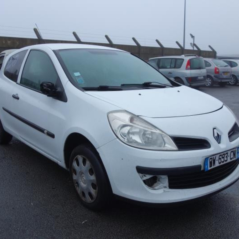 Leve vitre electrique avant gauche RENAULT CLIO 3 Photo n°4