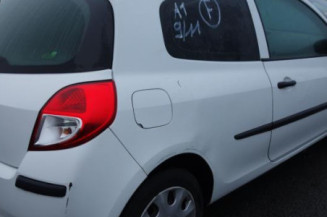 Leve vitre electrique avant gauche RENAULT CLIO 3