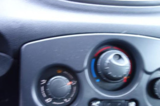 Leve vitre electrique avant gauche RENAULT CLIO 3