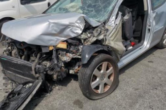 Interrupteur de leve vitre avant droit VOLKSWAGEN GOLF 5