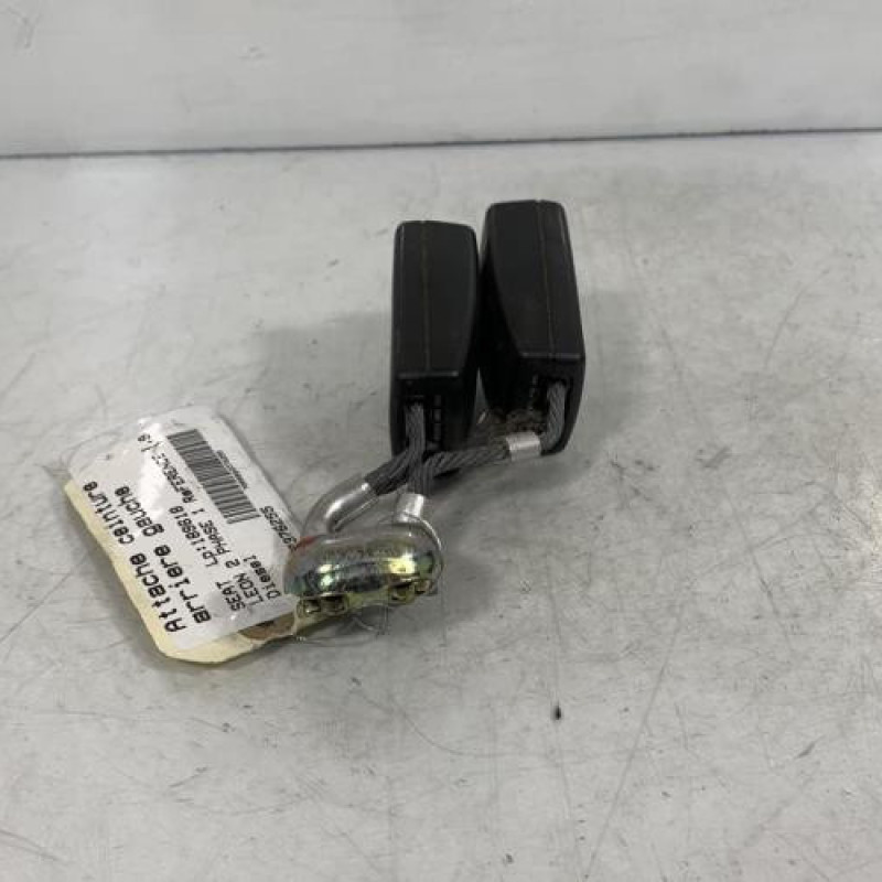 Attache ceinture arriere gauche SEAT LEON 2 Photo n°3