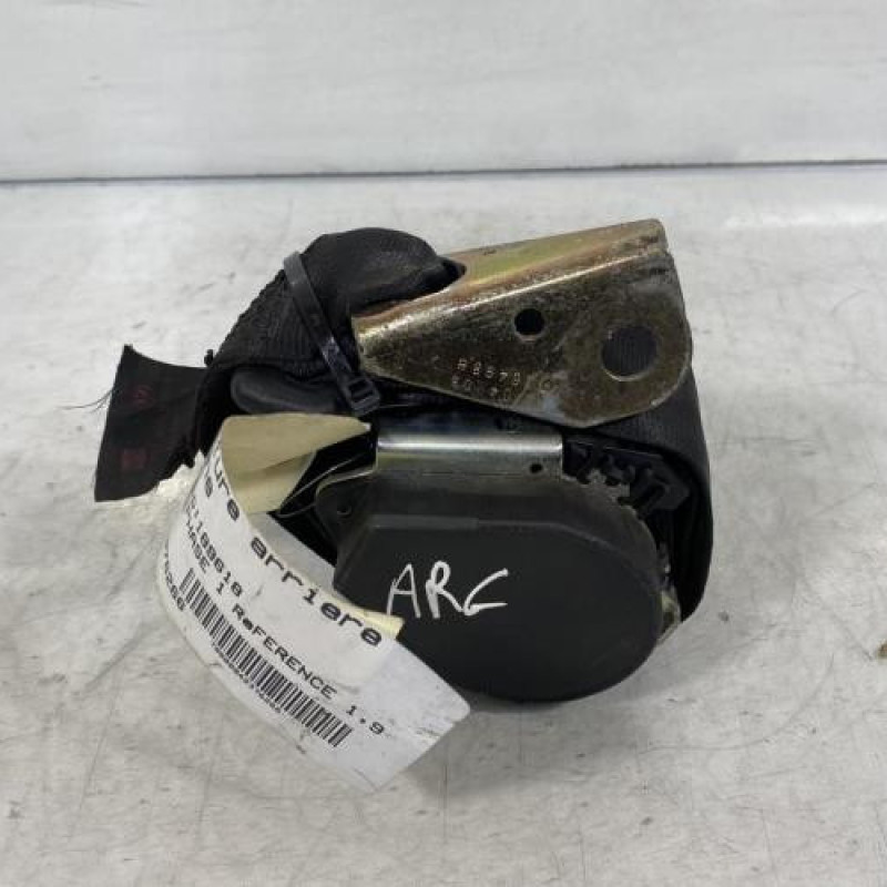 Ceinture arriere gauche SEAT LEON 2 Photo n°1