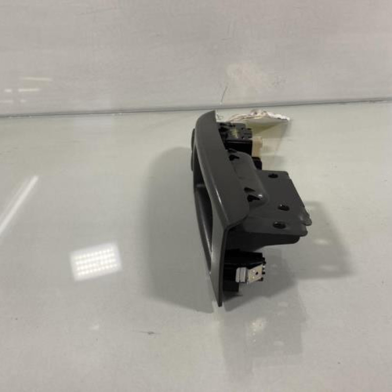 Interrupteur de leve vitre avant gauche CHEVROLET SPARK Photo n°2