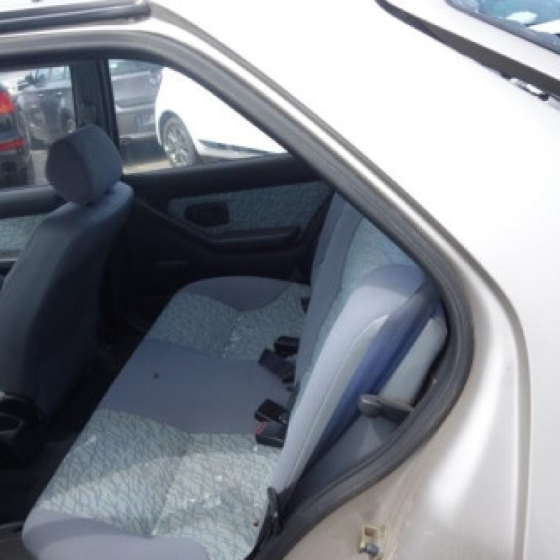 Porte avant droit PEUGEOT 306 Photo n°8