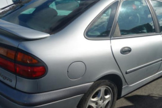 Cardan gauche (transmission) RENAULT LAGUNA 1