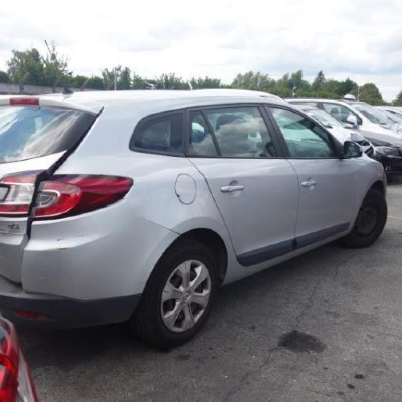 Ceinture arriere gauche RENAULT MEGANE 3 Photo n°6