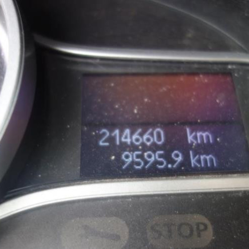Ceinture arriere gauche RENAULT MEGANE 3 Photo n°11