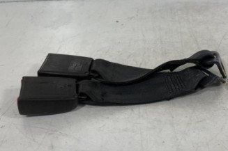 Attache ceinture arriere droit PEUGEOT 406